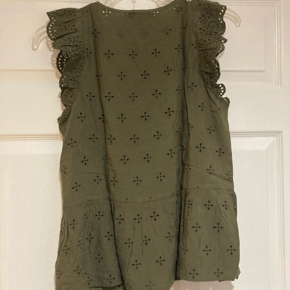 Loft Eyelet Peplum Shell - Picture 9 of 10